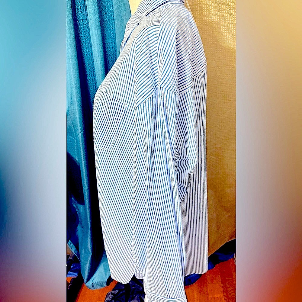 Women’s Coach Blue / White seersucker Button Down Shirt 31 long 26 armpits - Picture 11 of 15